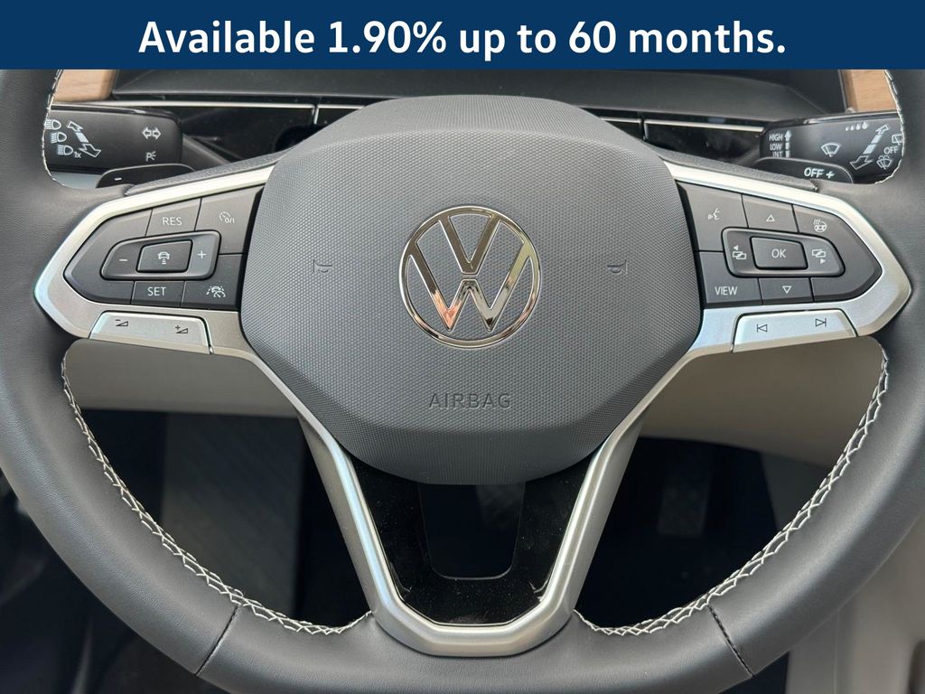 New 2026 Avocado Green Pearl Volkswagen 2.0T SE w/Technology image 13