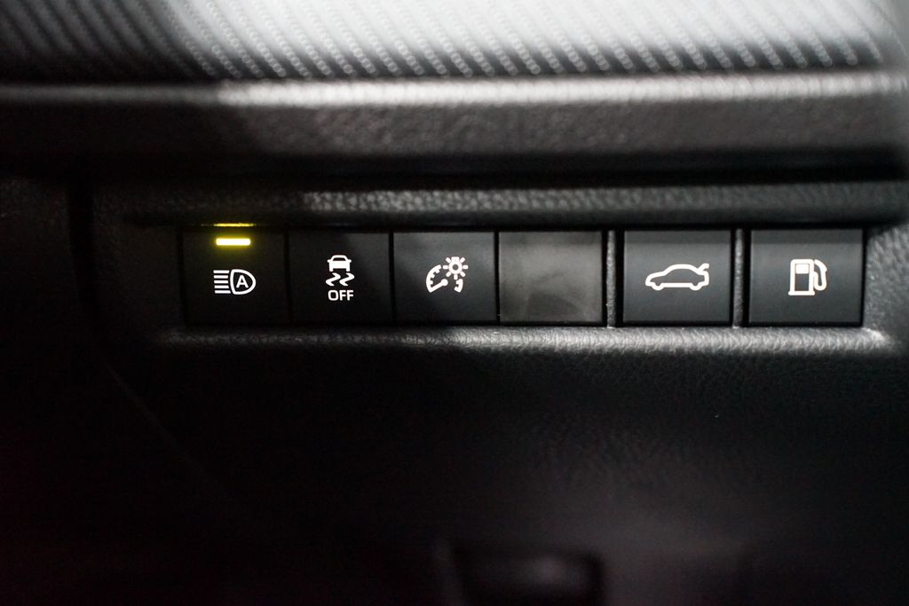 Thumbnail: 2026 Toyota Camry - 25