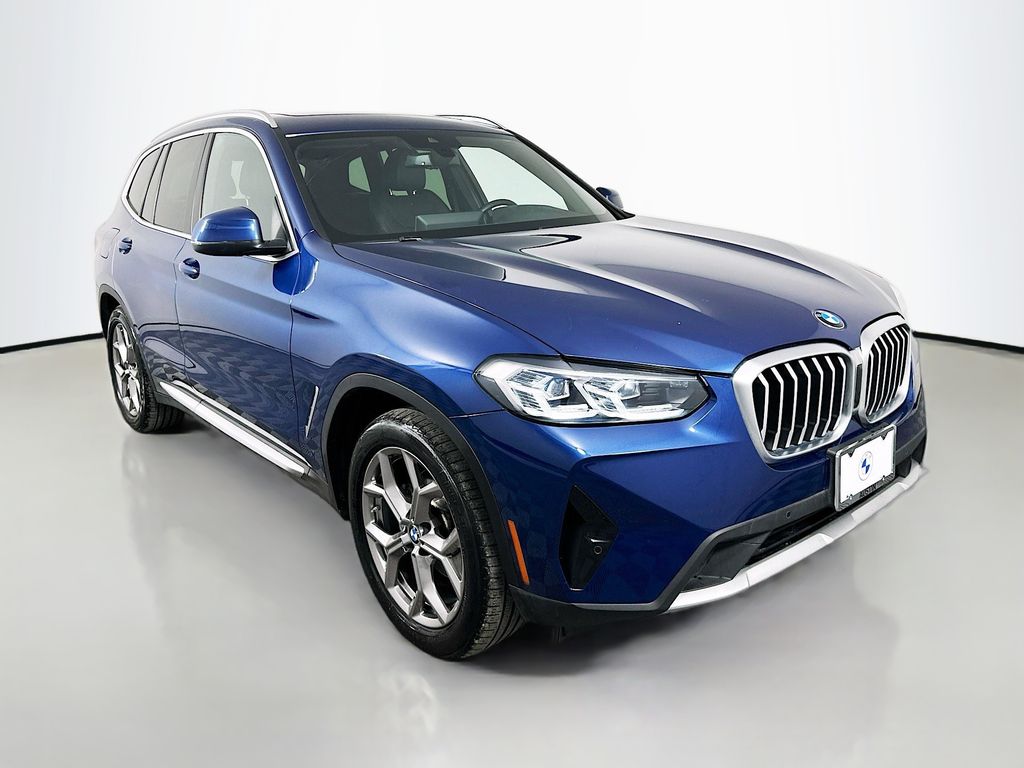 Thumbnail: 2022 BMW X3 - 3