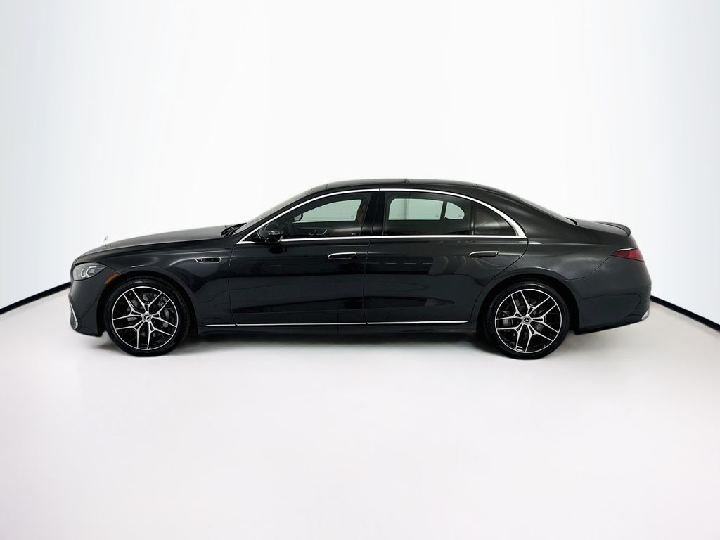 Thumbnail: 2027 Mercedes-Benz S-Class - 8