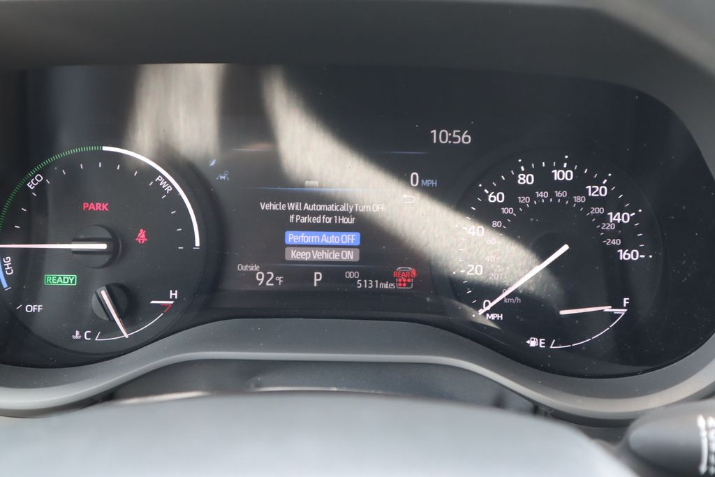 2025 Toyota Sienna LE 29