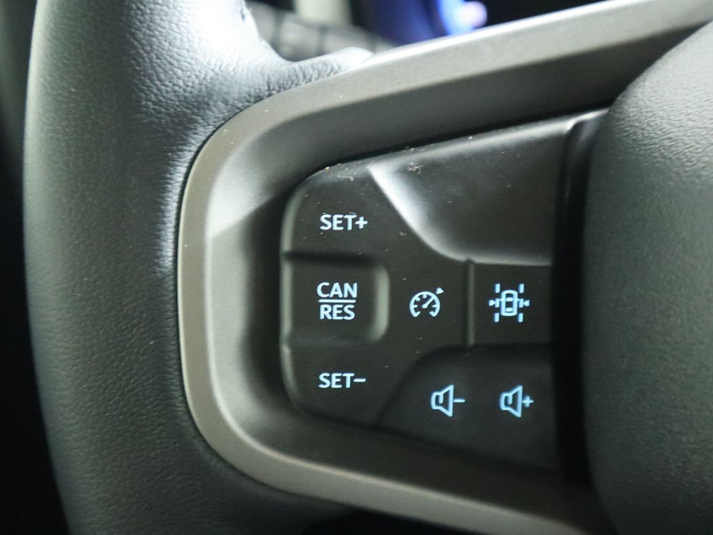 Thumbnail: 2022 Ford Bronco - 11