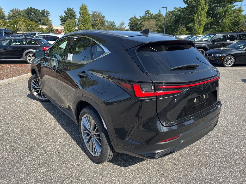 2026 Lexus NX 350 Premium AWD photo 4