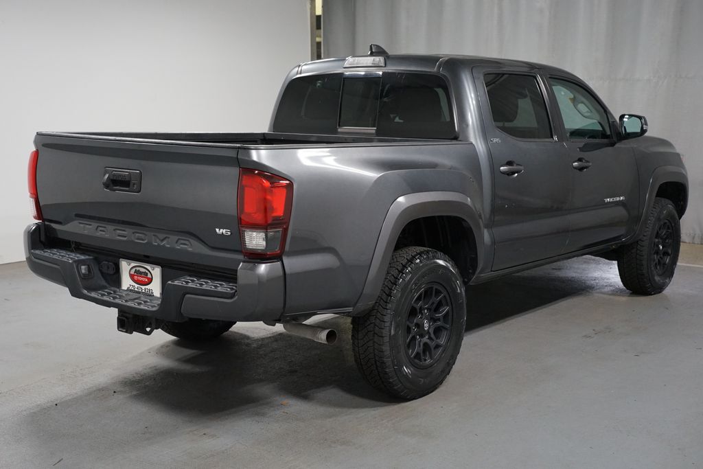 Thumbnail: 2022 Toyota Tacoma - 8