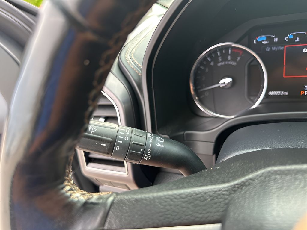 Used Car 2021 Ford Expedition  Platinum For Sale Under $40,000 In Austin, Texas