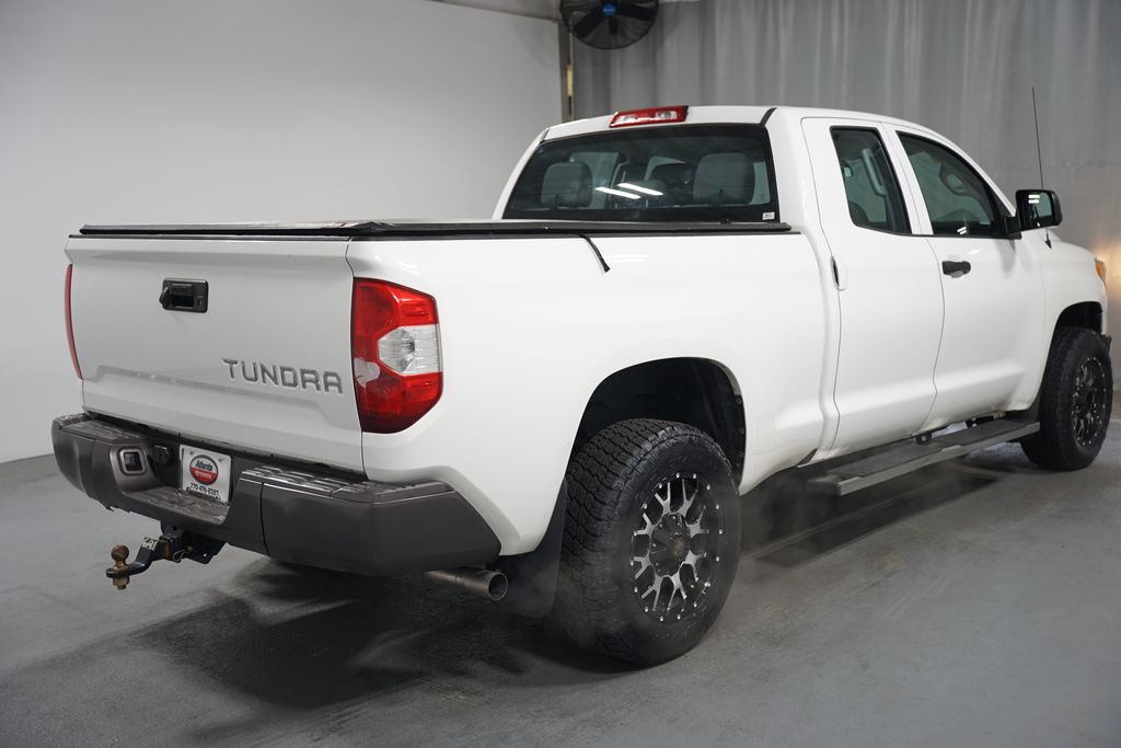 2017 Toyota Tundra SR5 8