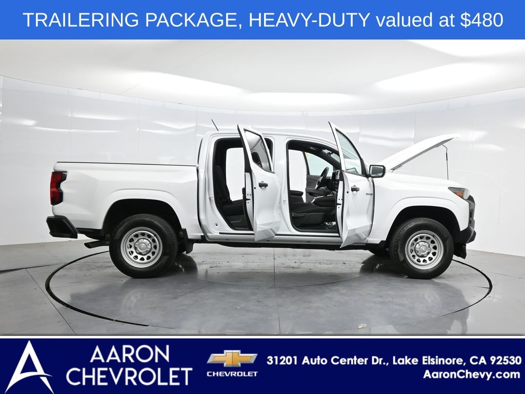 View vehicle photo 3