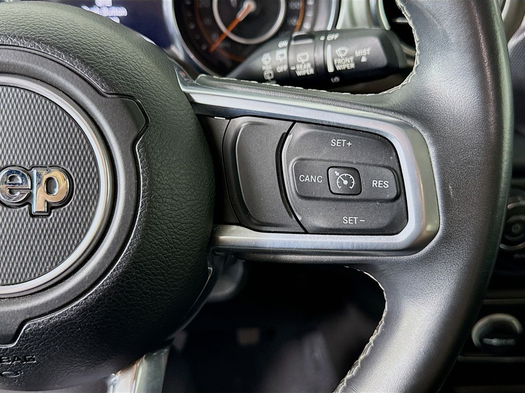 Thumbnail: 2019 Jeep Wrangler - 12