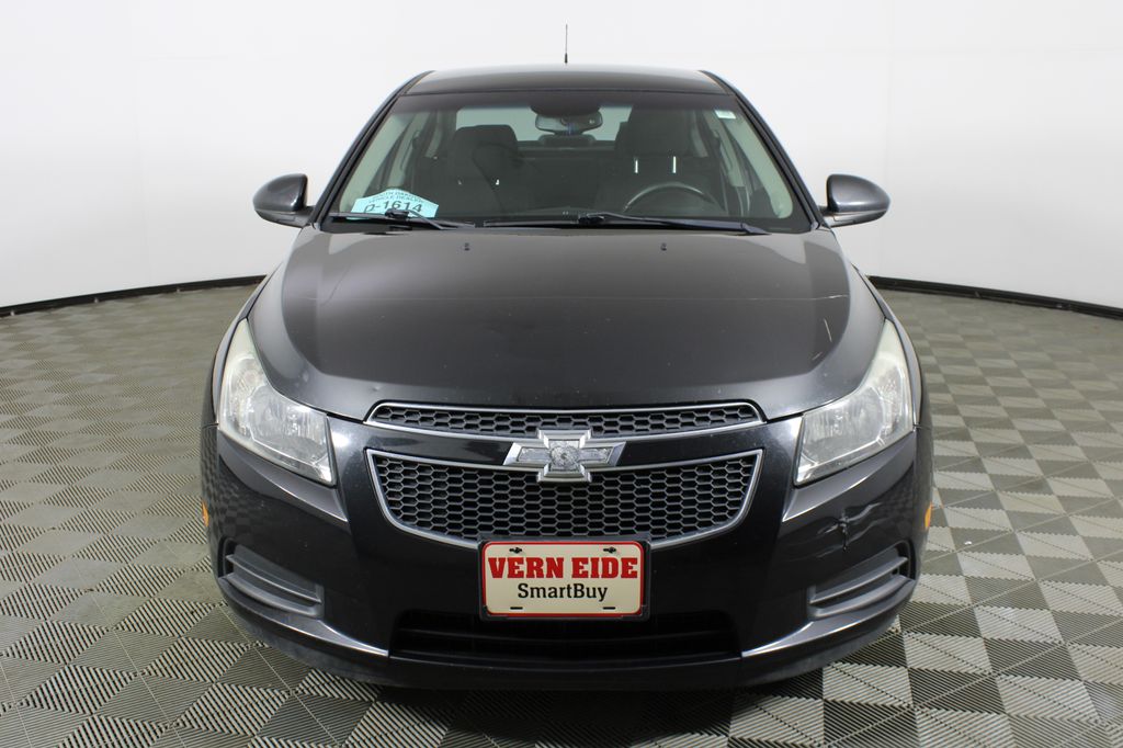 Used 2013 Chevrolet Cruze for sale in 