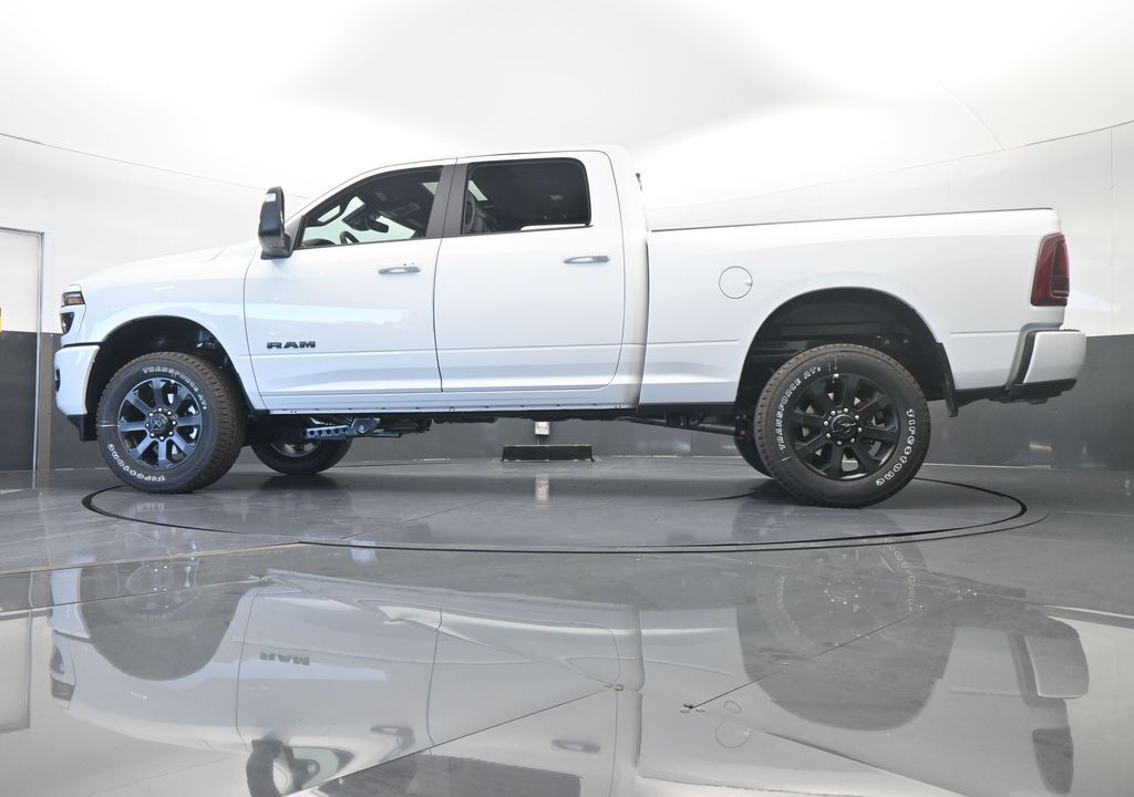 New 2026 Bright White Clearcoat Ram Laramie image 55