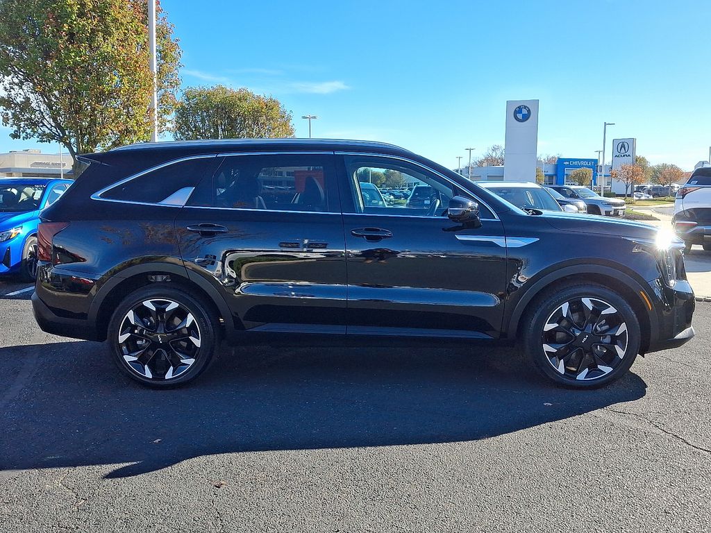 Thumbnail: 2024 Kia Sorento - 7