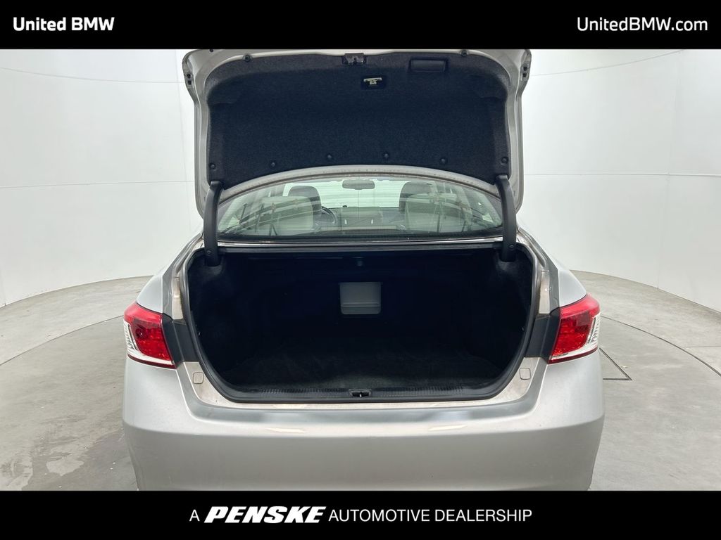 Thumbnail: 2012 Lexus ES - 22
