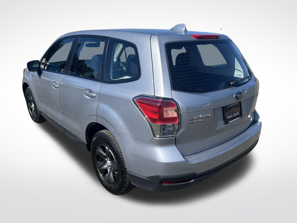 2018 Ice Silver Metallic Subaru Forester 2.5i AWD SUV