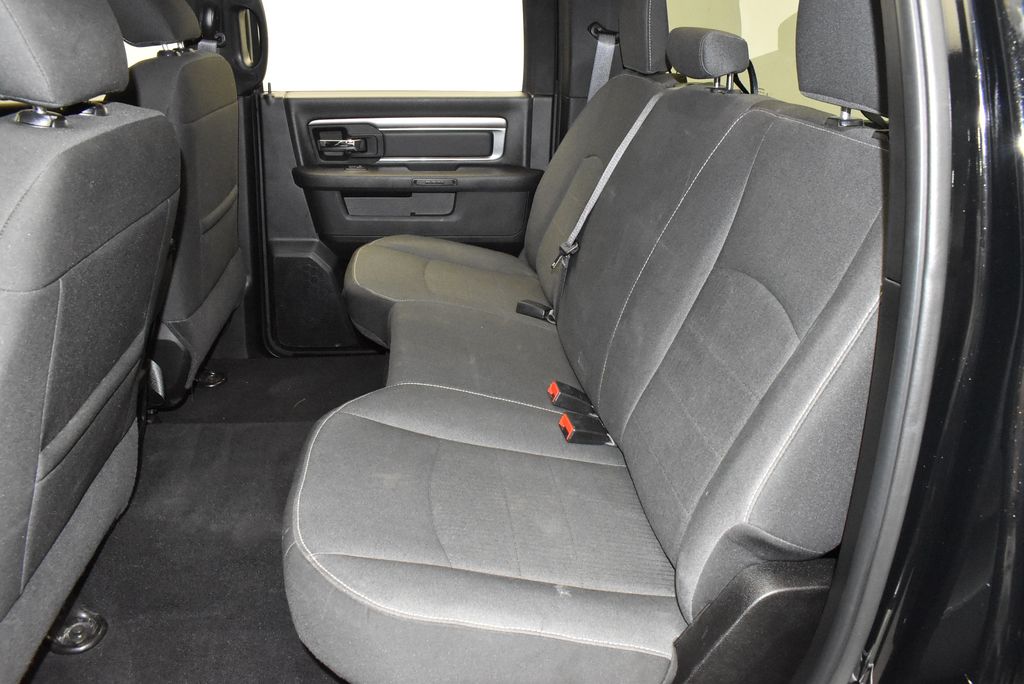 2024 RAM 1500 Classic Warlock 27