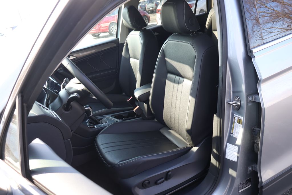 Thumbnail: 2024 Volkswagen Tiguan - 29