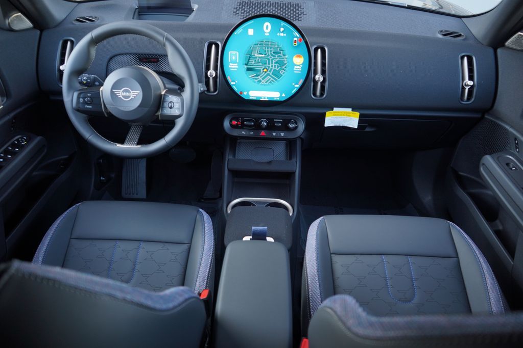 Thumbnail: 2026 MINI Cooper Countryman - 8