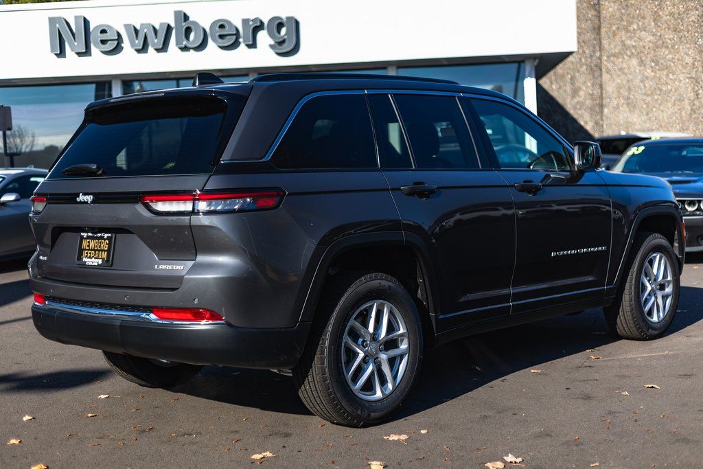 2025 Jeep Grand Cherokee Laredo X thumbnail 8