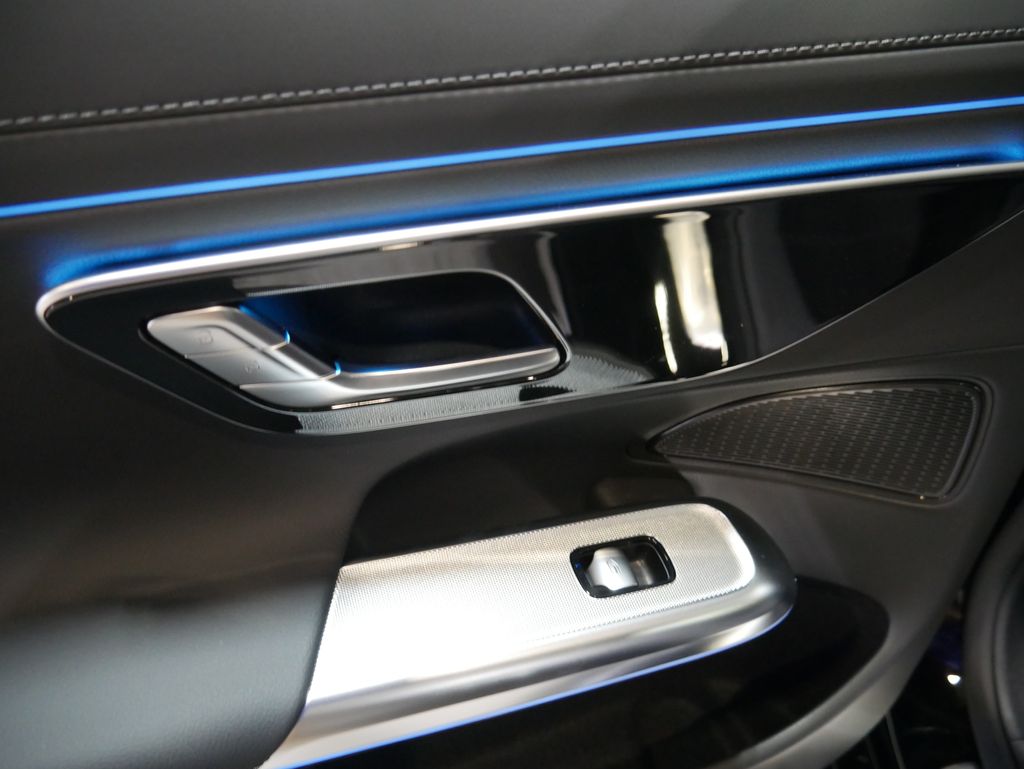 Thumbnail: 2026 Mercedes-Benz E-Class - 21