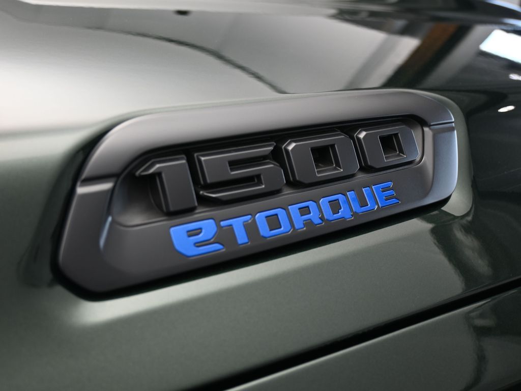 New 2026 Serrano Green Metallic Ram Big Horn/Lone Star image 47