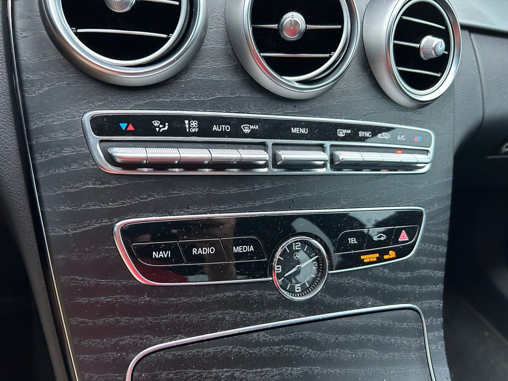 Thumbnail: 2021 Mercedes-Benz C-Class - 27