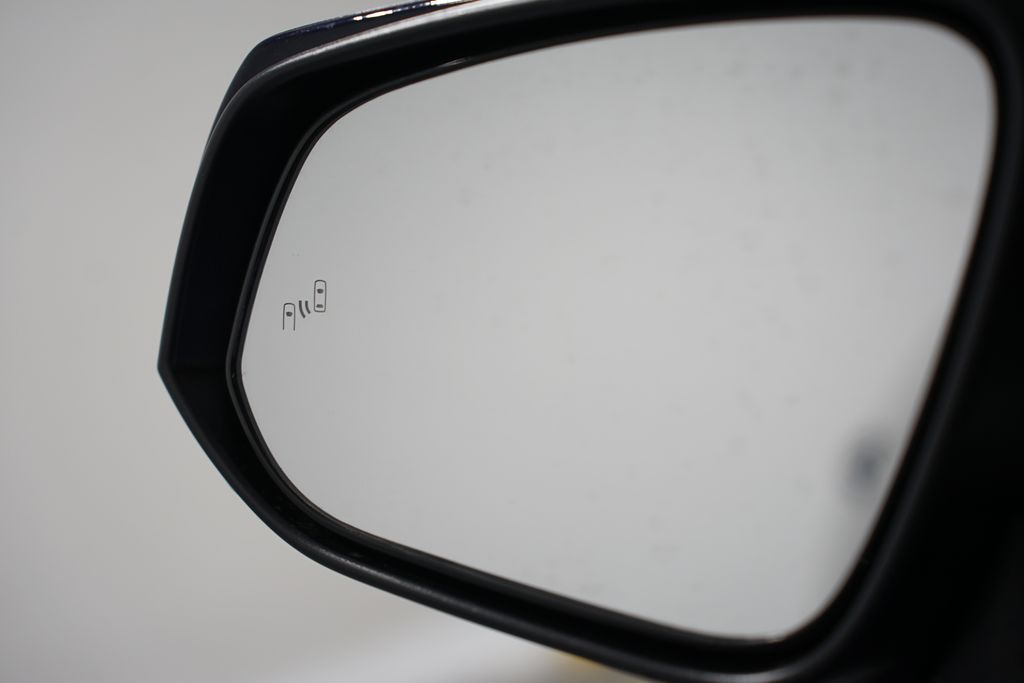 Thumbnail: 2025 Toyota RAV4 - 26