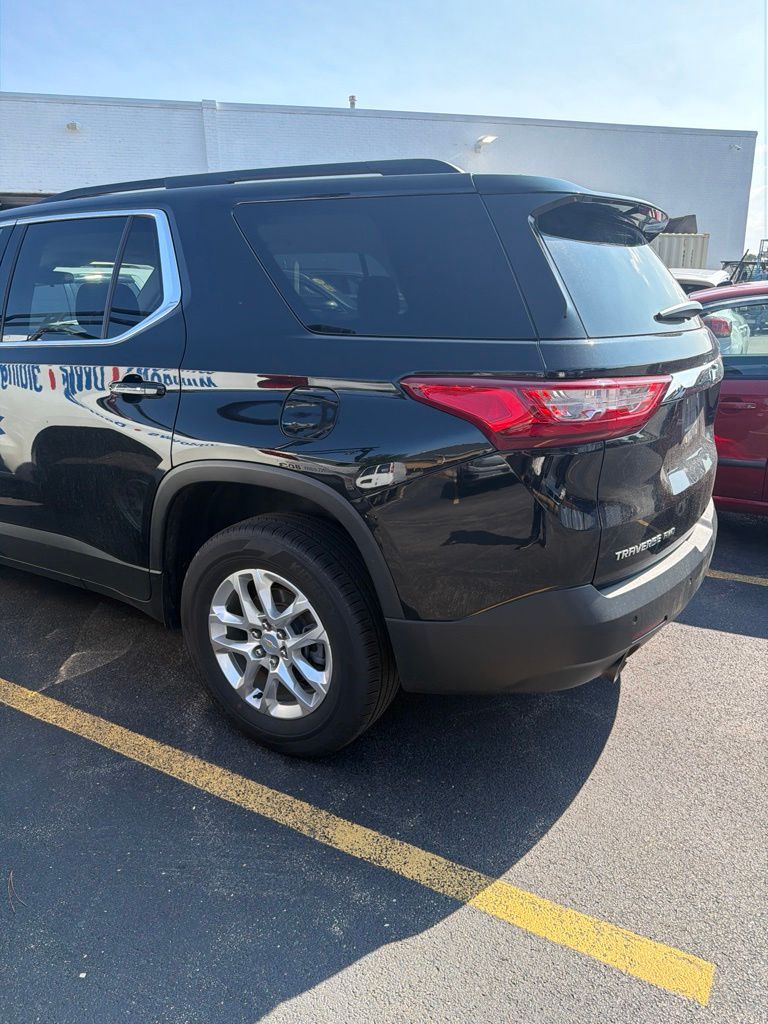 Used 2021 Black Chevrolet LT image 9