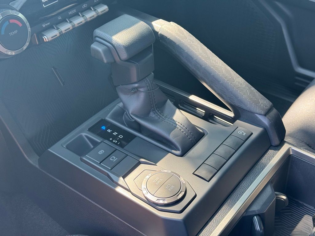 2025 Toyota Tacoma SR5 Double Cab photo 22