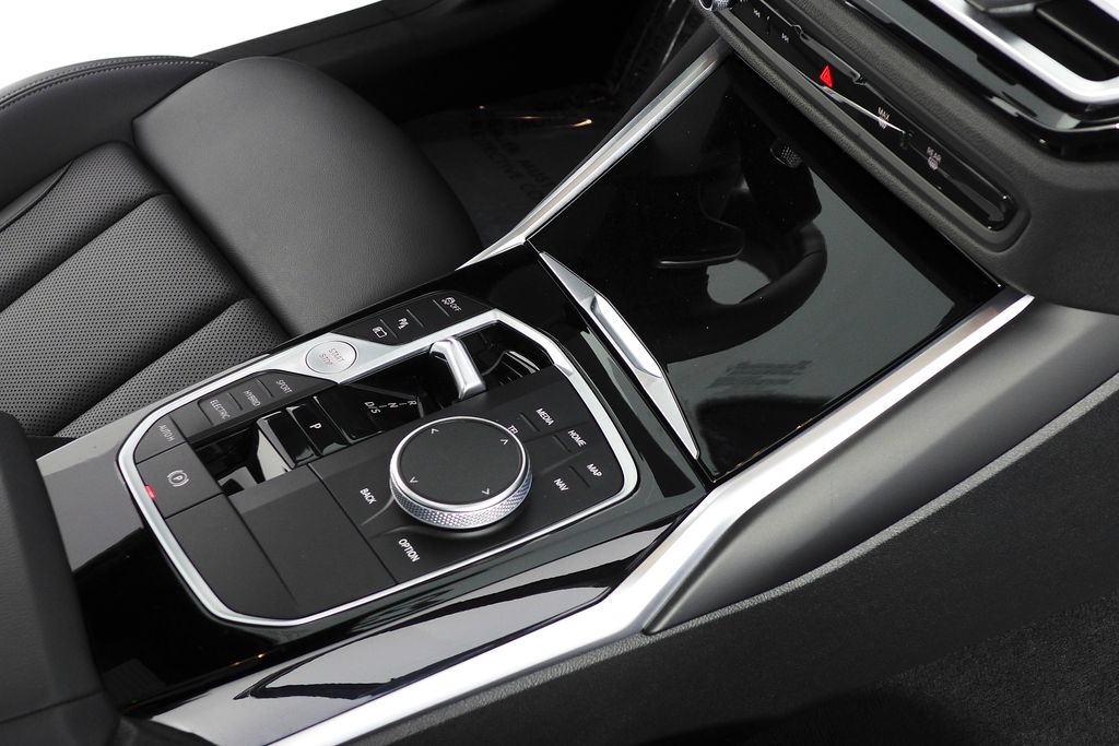 Thumbnail: 2023 BMW 3 Series - 15