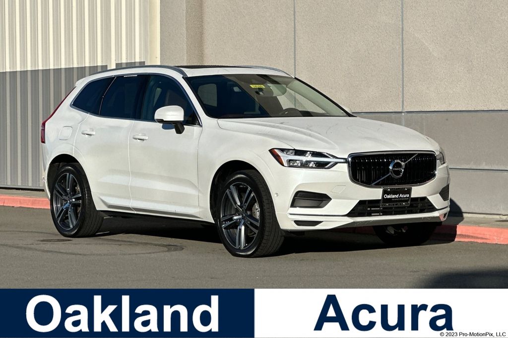 2019 Volvo XC60 T5 Momentum AWD