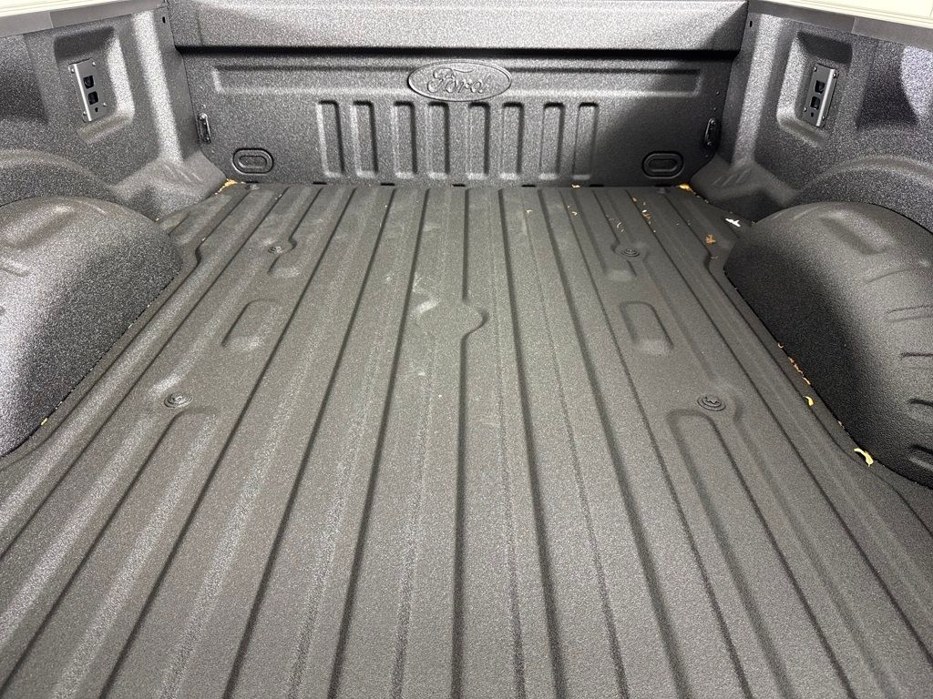 New 2026 Black Ford Lariat image 31