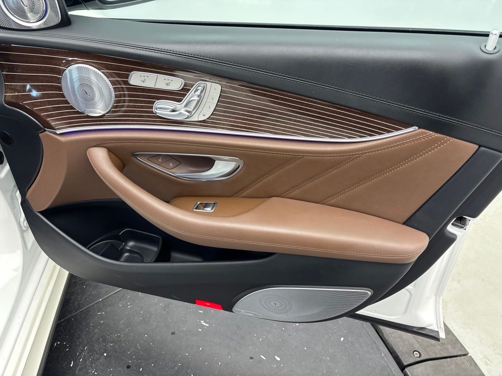 Thumbnail: 2018 Mercedes-Benz E-Class - 20