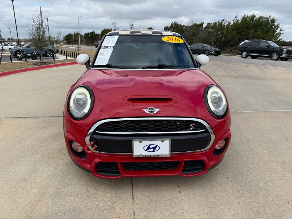 Thumbnail: 2016 MINI Cooper - 2