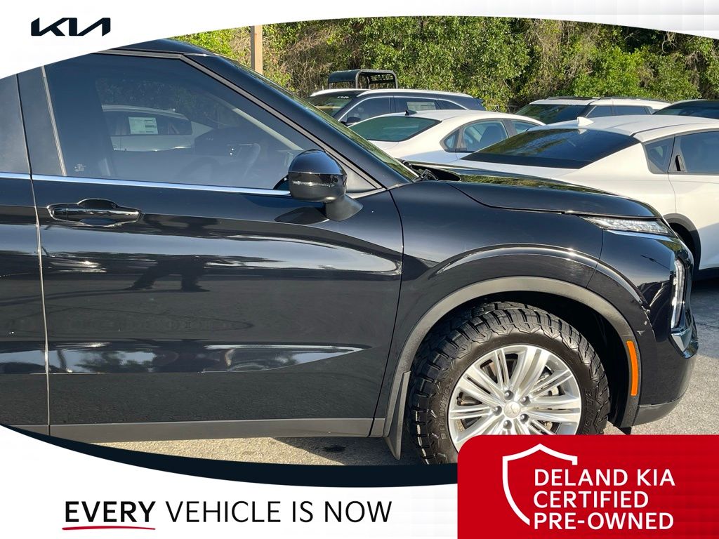Used 2024 Mitsubishi Outlander SUV
