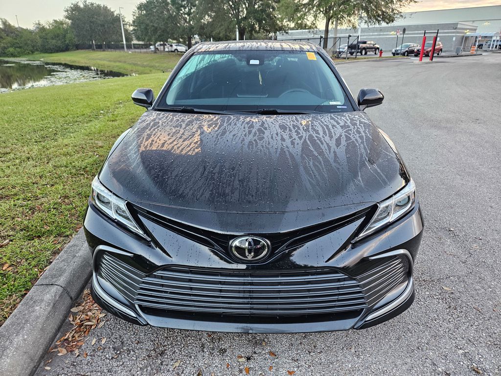 2023 Toyota Camry LE 8