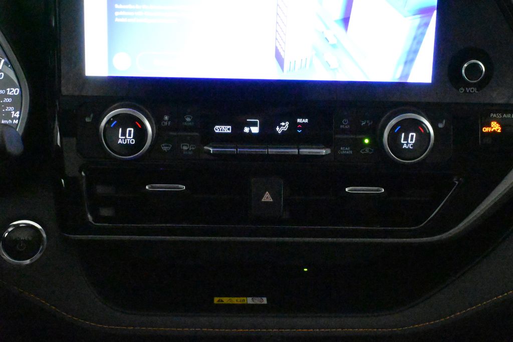 2023 Toyota Highlander Bronze Edition 23