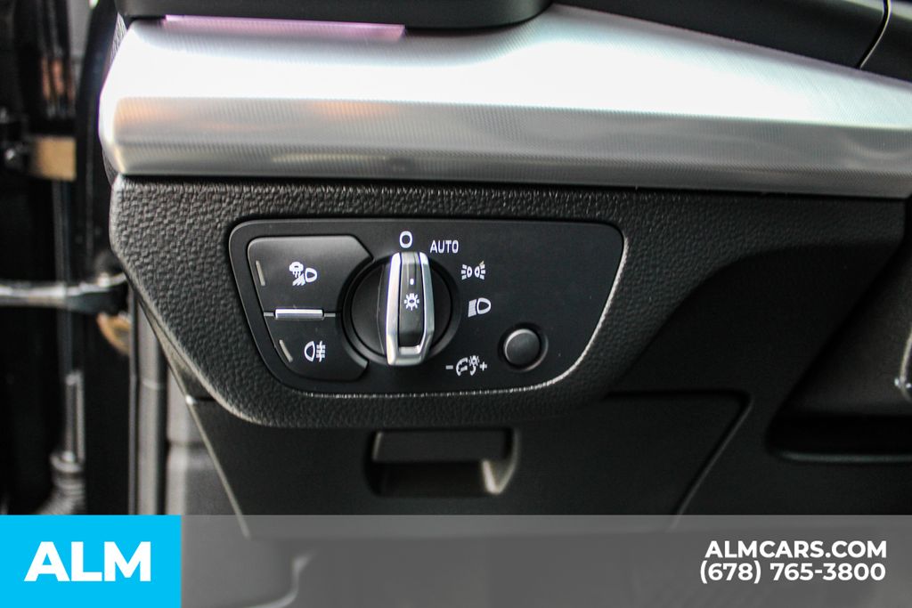 2022 Audi Q5 45 S line Prestige photo 29