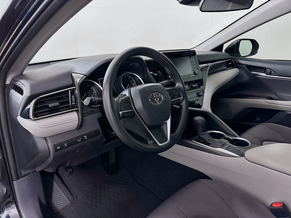 Thumbnail: 2022 Toyota Camry - 9