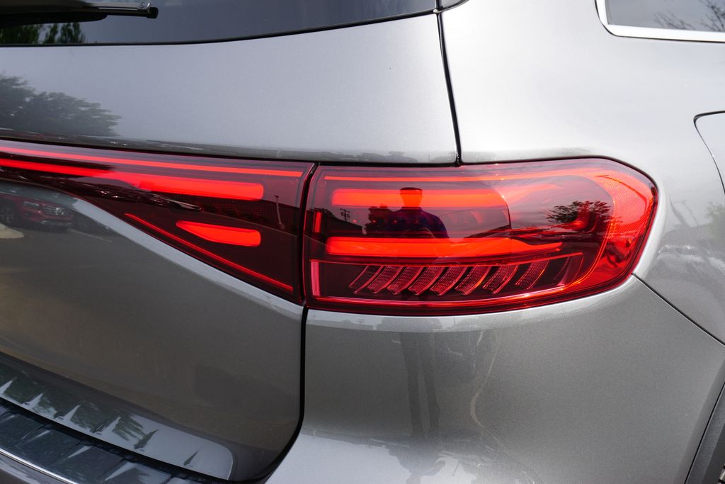 2025 Mercedes-Benz EQB 250+ 13