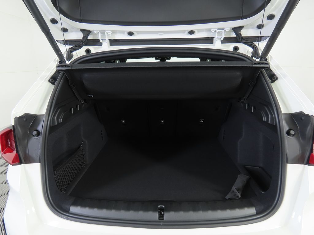 Thumbnail: 2026 BMW X1 - 27