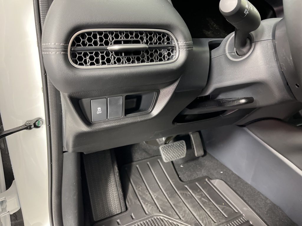 Thumbnail: 2026 Honda HR-V - 23