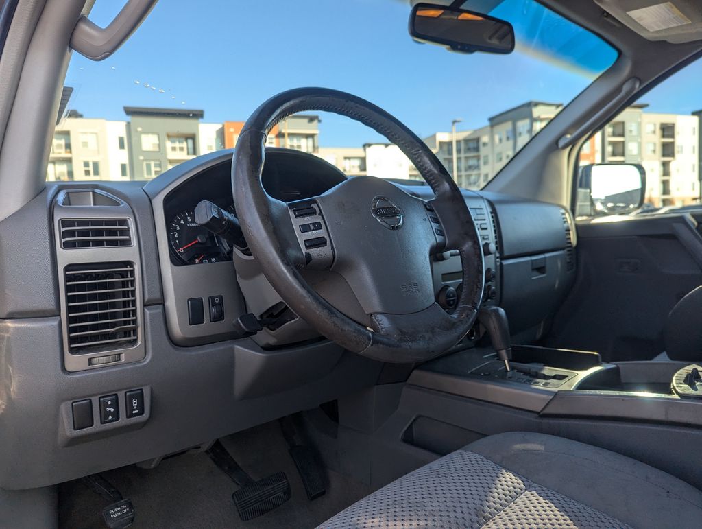 2006 Nissan Armada SE 15