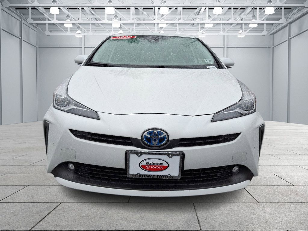 2022 Toyota Prius XLE 2