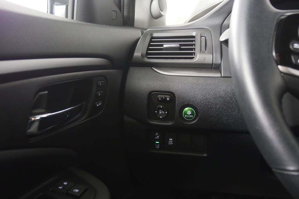 Thumbnail: 2022 Honda Pilot - 24