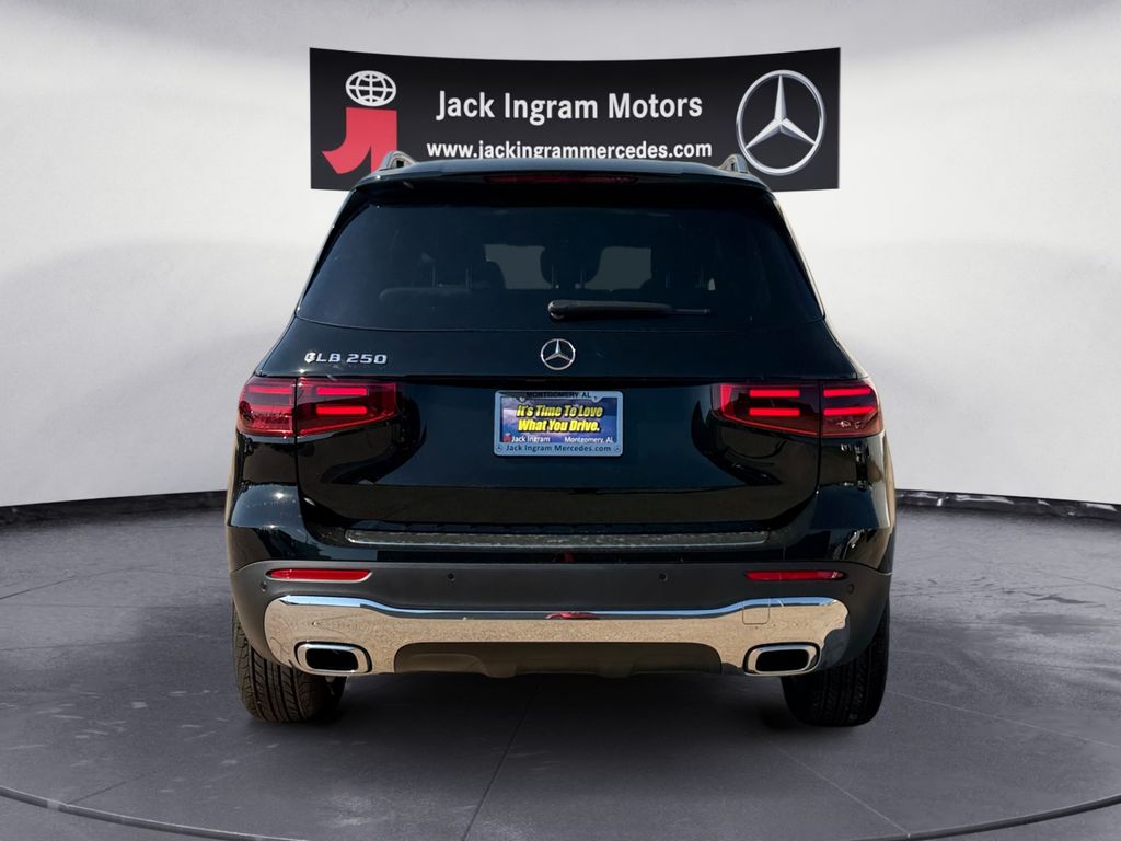 new 2026 Mercedes-Benz GLB car
