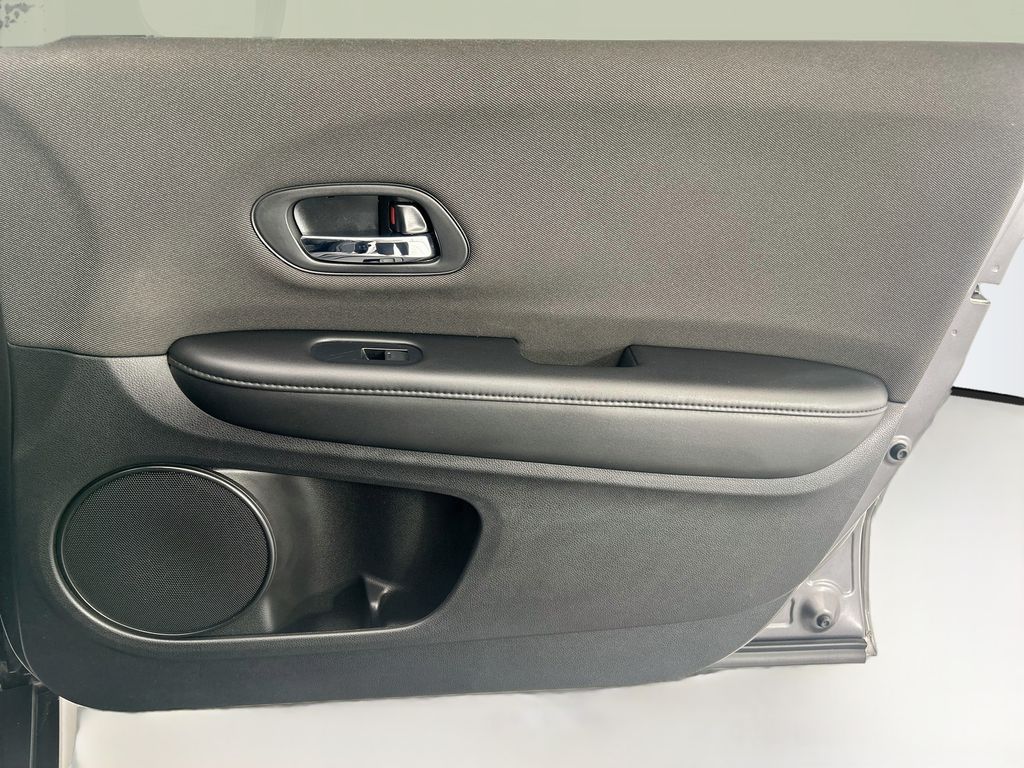 Thumbnail: 2019 Honda HR-V - 23