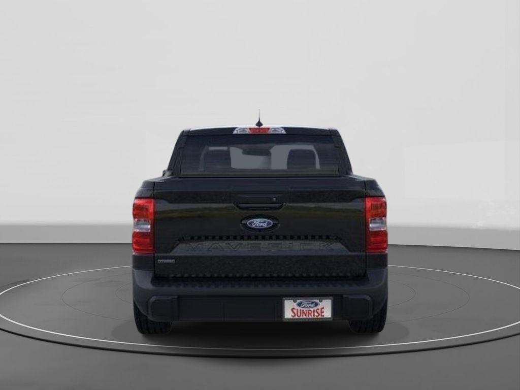 New 2026 Ford Maverick XL 4D Crew Cab