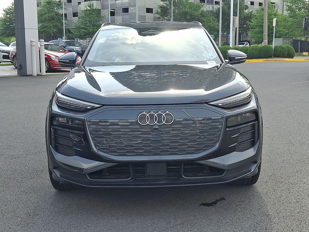 Thumbnail: 2025 Audi Q6 e-tron - 2