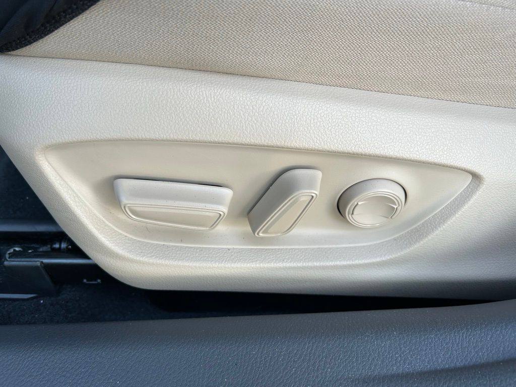 2024 Toyota Camry LE 15