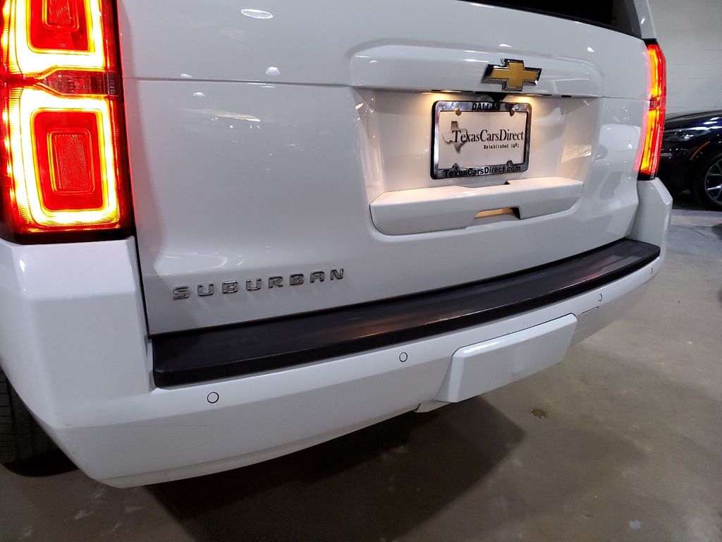 2017 Chevrolet Suburban LT 48