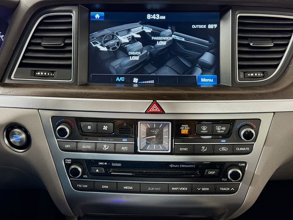 Thumbnail: 2018 Genesis G80 - 16